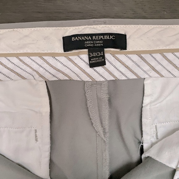 Men’s Banana Rep Aiden Chino EUC - Picture 3 of 5